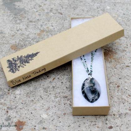 Moss Agate Botanical Crystal Necklace | Green..